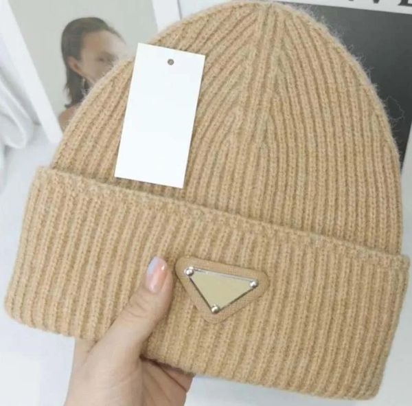 Designer de gorro Hat para mulheres Fit Hat Unissex Cashmere Letter Lazer Chales Chap￩