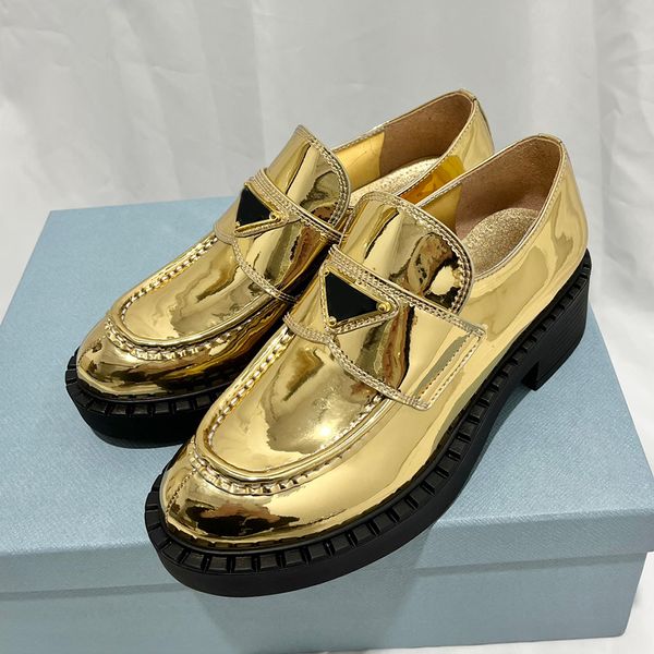 Goldene Abendschuhe, Luxus-Designer-Klassiker mit dreieckiger Schnalle, Damen-Slipper aus echtem Leder, Kristall, Strass, klobiger Absatz, 8,5 cm hoher Damen-Plateauschuh mit Absatz, Größe 35–41