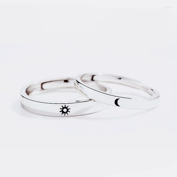 Alyanslar 2pcs/Sıkın Güneş ve Ay Lover Çift Set Sözleri Basit Açılış Minimalist gümüş renk parmak yüzüğü