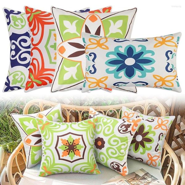 Travesseiro de travesseiro ao ar livre Capas de arremesso à prova d'água para móveis de pátio decorativo Boho Floral Impresso Couch Garden