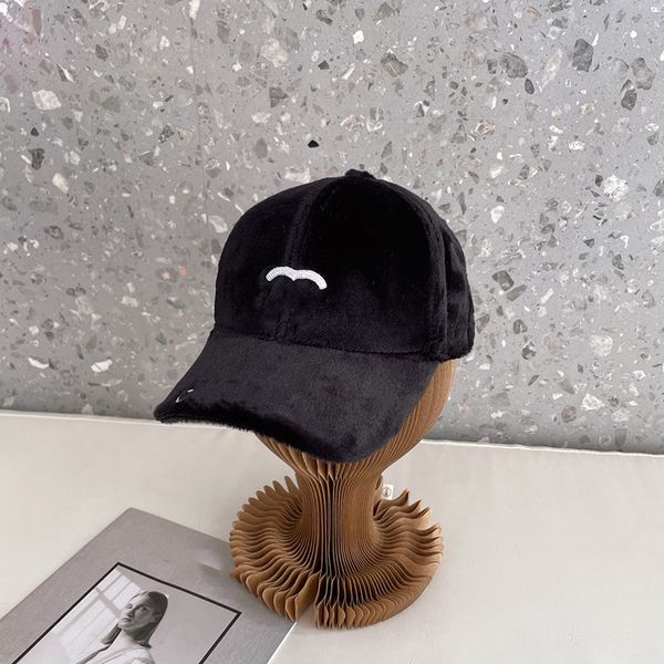 Designers Baseball Cap Luxurys Hat Hat Solid Color Ball Caps