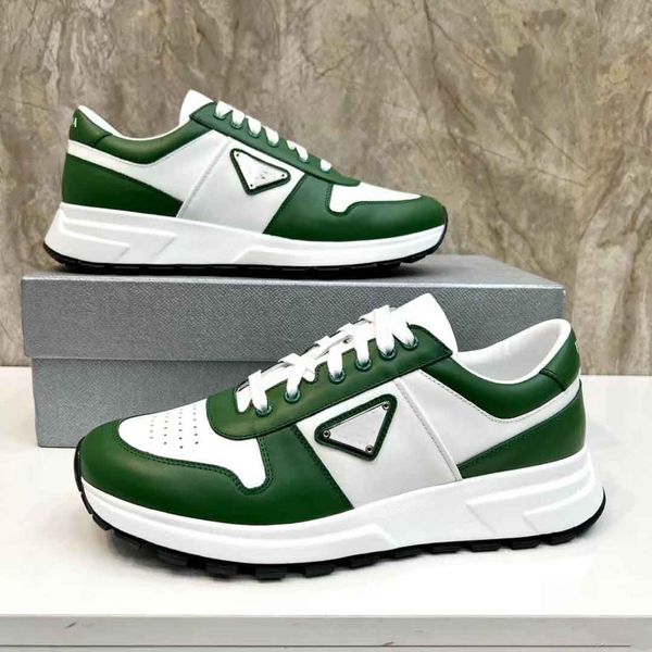 Top luxo homens tênis sapatos de couro escovado formadores homem borracha técnica branco preto azul corredor conforto esportes lug sola casual andando