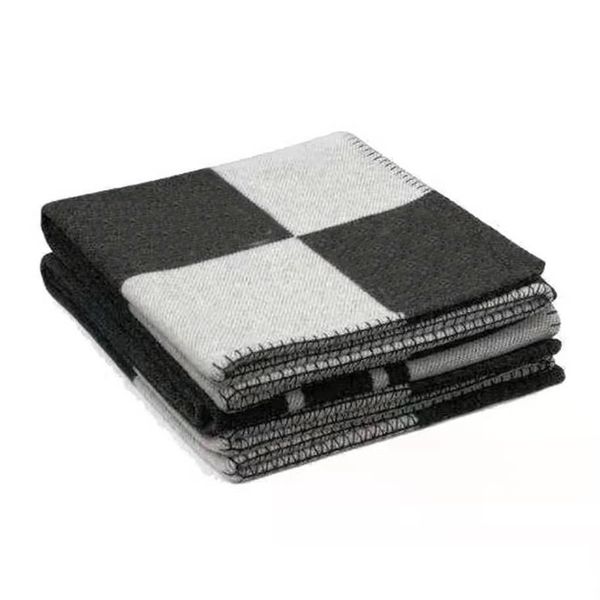 Designer de lã cobertores domésticos xadrez caxemira cobertor de luxo cachecol decoração de cama engrossar cerca de 135X180CM grande preto feminino masculino tapete de calor casual designer de cobertor