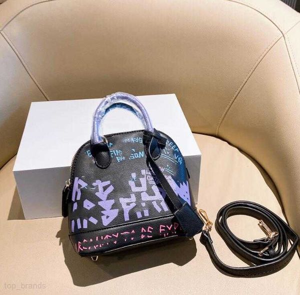 Luxurys Designers Bolsa de bolsas de casca de bolsas de moda de moda cruzada simples bolsas de moda de primeira bolsa de bolsas de mulher totas com caixa boa