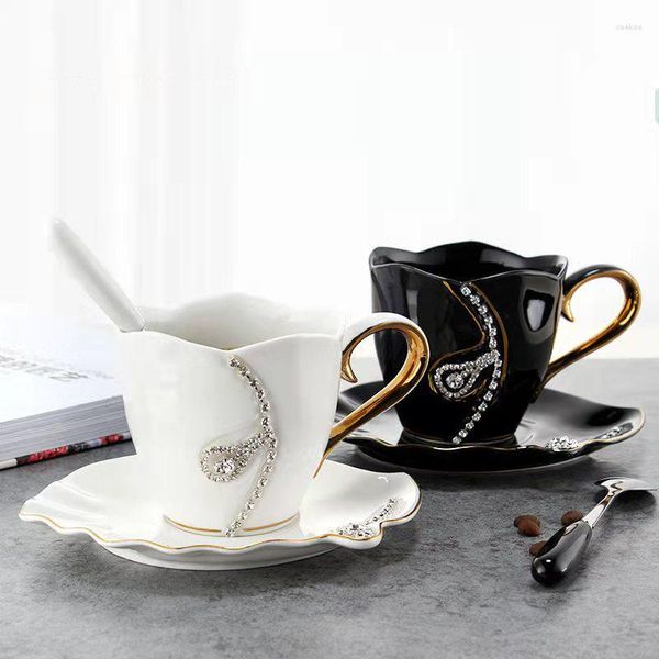 Tazze 250ml Diamante Tazza da caffè Piattino Cucchiaio Set Creativo Stile europeo Colazione Tè Latte Acqua Tazza in ceramica Home Office Articoli e bevande