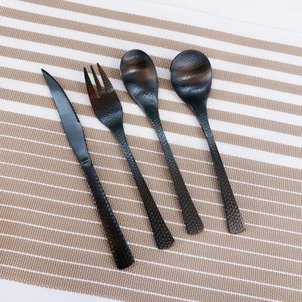 Dinnerware Conjuntos de faca Faca Ponto de martelo e bife de sopa preta Restaurante ocidental Prazedware de mesa banhado