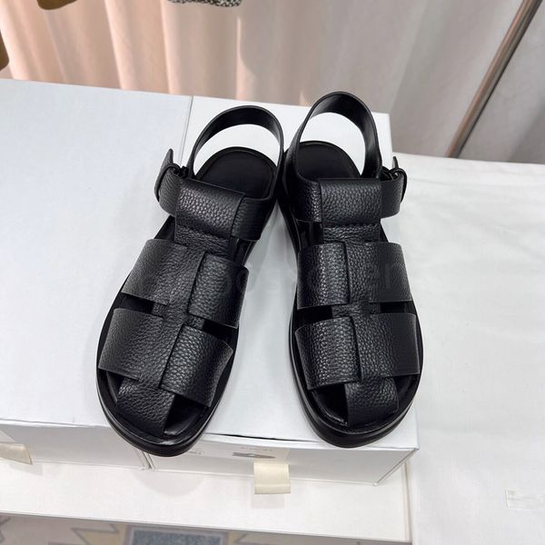 2023 neue Sommer römische Sandalen Damen Freizeitschuhe The Row Designer klassische Mode Lederschnalle Hohlgewebe flacher Absatz dicker Boden formelle Schuhe Fabrikschuhe2