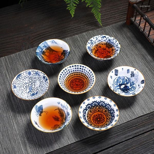 Tassen Untertassen Keramik Huttasse Haushaltstee-Set Blaues und weißes Porzellan Master-Teetasse Mini-Verkostung China Umweltfreundlich