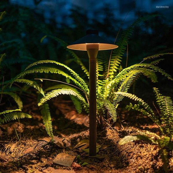 Lampada da giardino Illuminazione impermeabile per esterni Paralume in alluminio Cortile Villa Paesaggio Luci Giardino Pathway Bollard Light