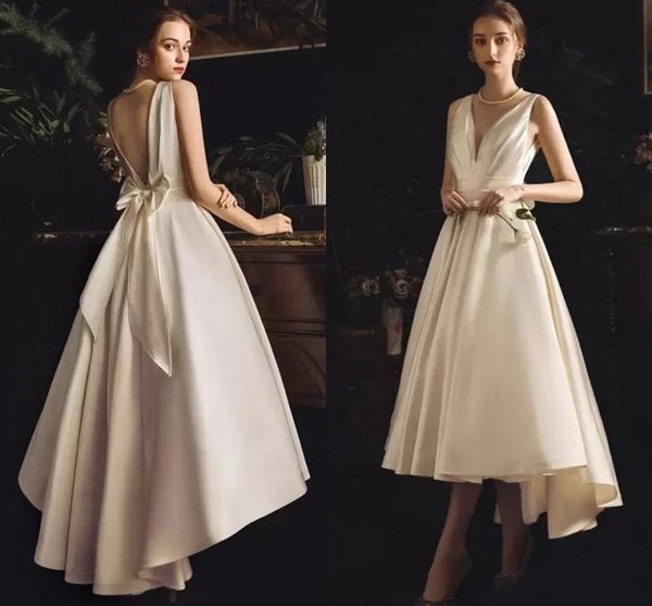 Elegante abito da sposa corto a-line 2023 scollo a V senza maniche Hi Lo raso abiti da sposa da donna backless abiti su misura De Noiva221J