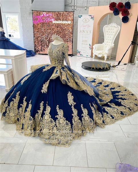 Principessa Sheer O Neck Quinceanera Abiti blu navy Con perline allacciate Celebrity Appliques Laurea ballo di fine anno Vestido De 15 Anos Sweet