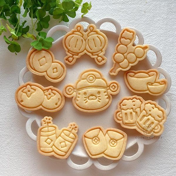 Moldes de cozimento de 2022 anos da série Biscuit Mold Packet Red Packet Firecracker Persimmon Beer Money Shape Cookie Cutter Stamp Home Tools DIY