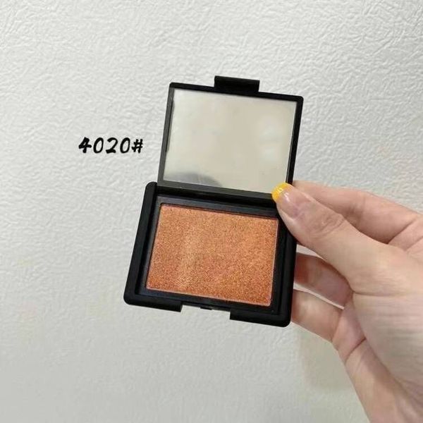 Novo orgasmo de blush de maquiagem e luz sexual, refletindo o marcador de p￳ de cen￡rio para o rosto