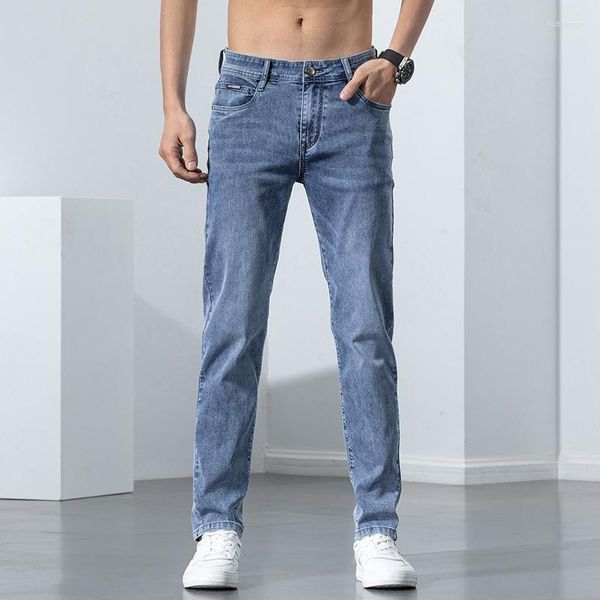 Jeans masculinos 2022 Men do outono se alongam a moda magina casual jeans de calças finas macho