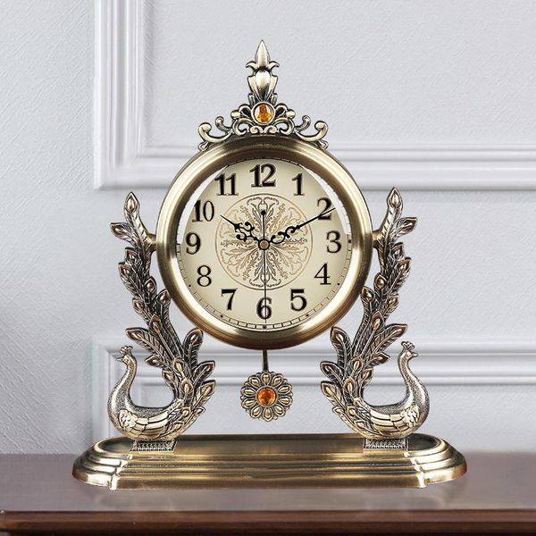 Настольные часы европейская вход Lux Metal Clock Living Room Mute Desktop Desktop Home American Peacock