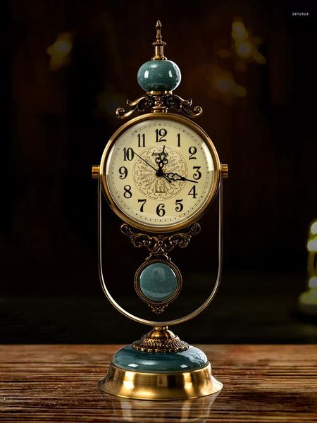 Orologi da tavolo Orologio da tavolo di lusso Miniature in metallo retrò Decorazione della casa Soggiorno Scrivania Reloj De Mesa Regalo