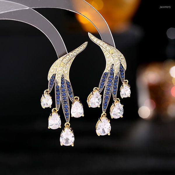 Orecchini pendenti alla moda in oro 10k con goccia di piume, ala di zirconi cubici di lusso per le donne, accessori da sposa
