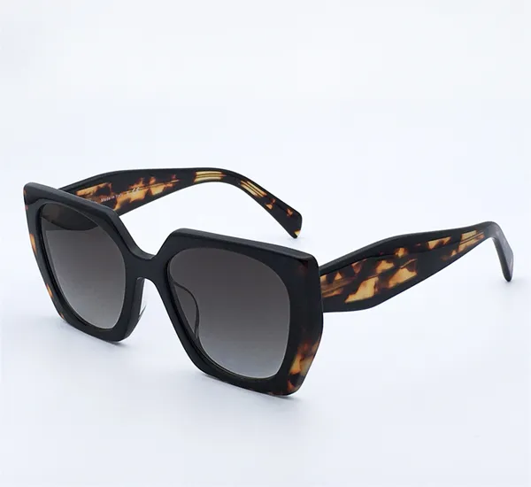 Fashion designer 15W occhiali da sole per donna occhiali da sole combinati a due colori occhiali di tendenza unici stile vintage per il tempo libero Protezione anti-ultravioletta fornita con scatola