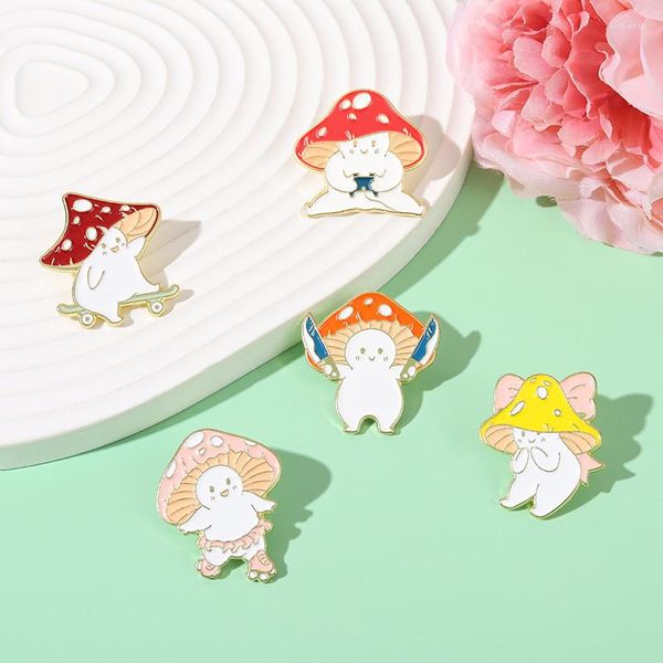 Broches Série de temas de cogumelo Pins Woman Cartoon Funny Mackpacks Roupas Decoram Girl Badge Fashion Gradue Jewelry Gift