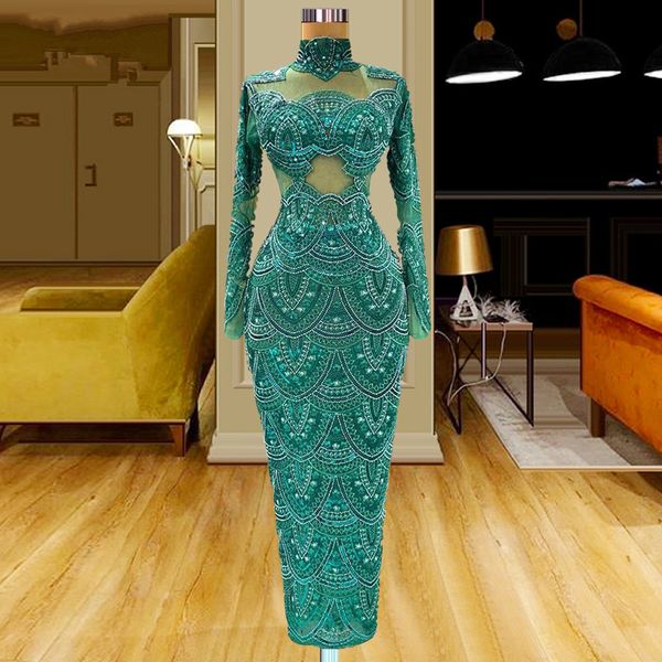 Emerald Green Green High Illusion Plus Size Prom Vestres de renda Apliques Vestidos de festa Vestido de noite de comprimento de ch￡ feito