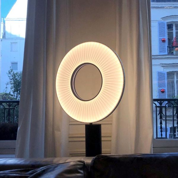 Tischlampen im nordischen Stil Luminaria Nuvem Deco Noel Kawaii Home Decor Nachttische Bankerlampe Glas Holzstativ Traube