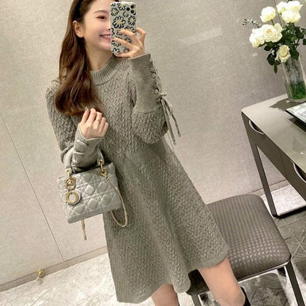 Casual Kleider Winter Herbst Stricken Einteiliges Kleid Koreanische Langarm Elegante Mini Frauen Lace-up Süße Büro Pullover 2022