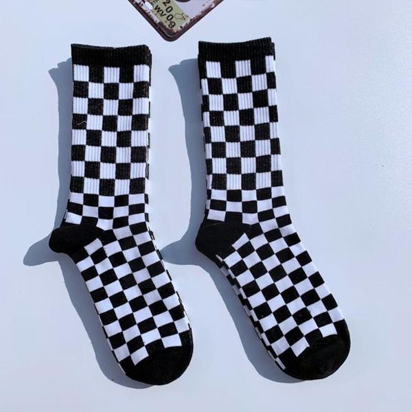 Herrensocken Korea Mode Trend Schachbrett Unisex Männer Frauen Karierte Hüfte Geometrische Hop Neuheit Streetwear CoV8M3