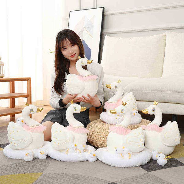 Новая семья Лебедя Обнимается мать лебедь лебедь детские животные, наполненные куклами, наполненные гнездями, детские детские, утешительный подарок, J220729