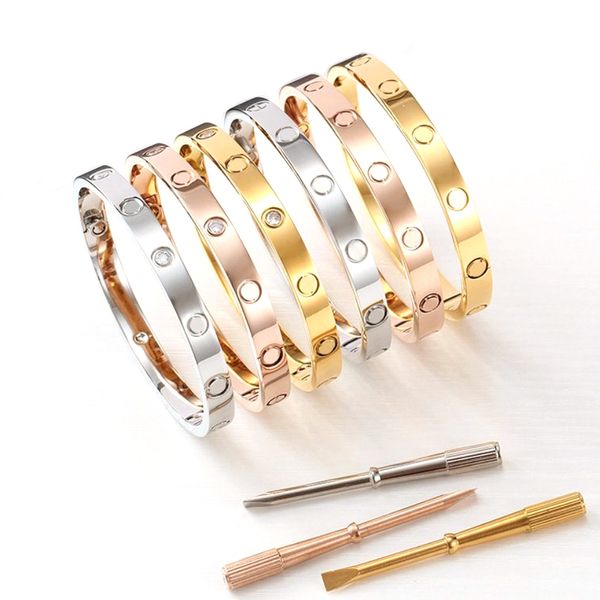 2022 Moda Love Bangle Bangle Carter Bracelet Bracelets Jóias de luxo Acessórios para mulheres da pulseira de titânio nunca desaparece com bolsa de veludo e caixa