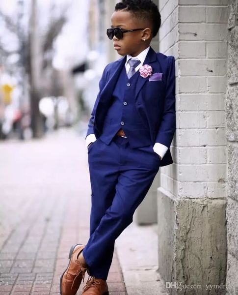 Королевский синий мальчик Formal Wear Wedding Tuxedos 2022 Двух пуговица -отвороты детского костюма для вечеринки костюмы костюмы костюмы брюки жилет