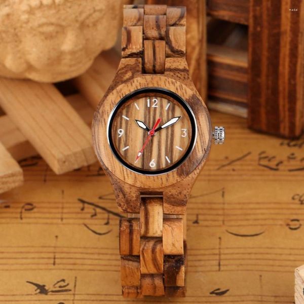 Orologi da polso Orologio da donna in legno Quarzo Marrone Quadrante con piccoli numeri arabi Quadrante con cinturino completo Regali per orologio femminile da donna