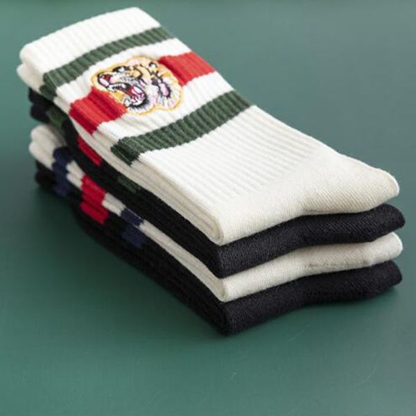 Sonbahar Kış Moda Pamuk Çorap Unisex Erkekler Kadın Tiger Head Spor Çorap Ayakkabı Aksesuarları Stripe Leisure Hip Hop Siyah Beyaz Çorap