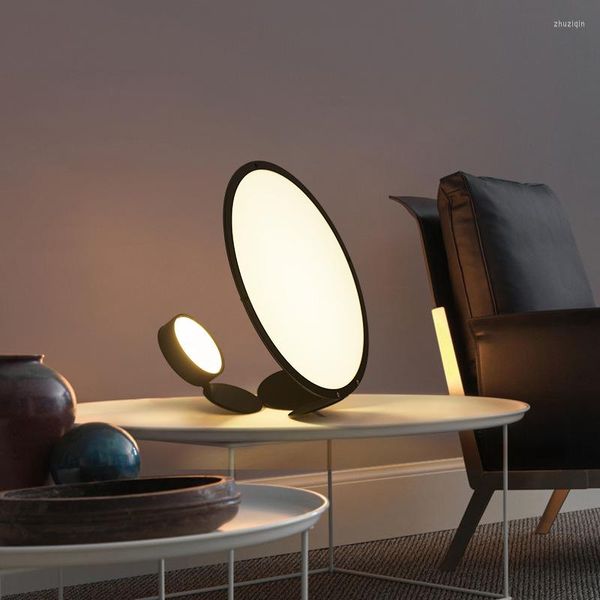 Tischlampen nordisch minimalistische Luxus dekorative Lampe Post Moderne Kunstdesigner Schreibtisch Leuchten Wohn-/Modellraum Schlafzimmer Nachtler