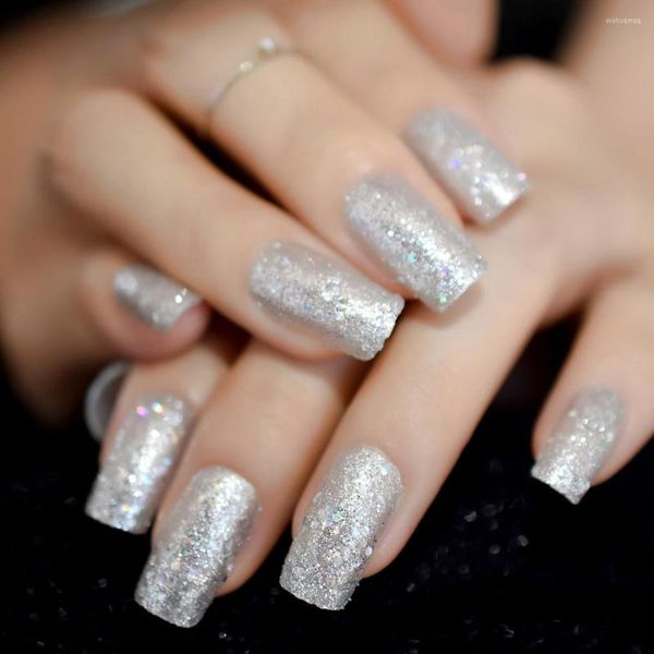 Yanlış Tırnaklar Şeffaf Akrilik Yapay Gümüş Glitter Önceden tasarlanmış parmak sahte yapışkan bantlarla 24