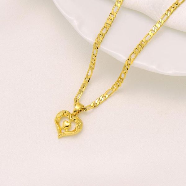 Collane con ciondolo Collana da donna con catena a maglie Figaro italiana a cuore centrale in oro massiccio 18k GF 600 3 mm