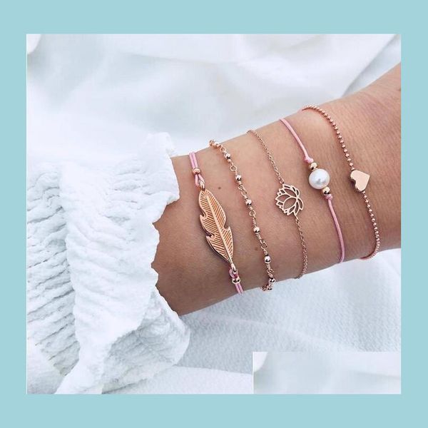 Bracelets de charme bohemian 5pcs/conjunto folhas coração amor lotus pérolas de pulseira de pulseira mtilayer set women jóias de ouro da moda wholesa dhu0d