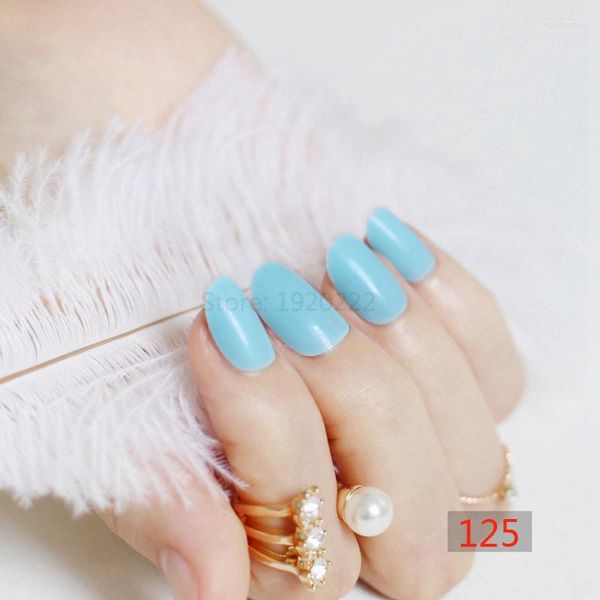 Unghie finte 24pcs adorabile moda caramella ovale decorativo finto corto sezione tonda tenero blu P125X