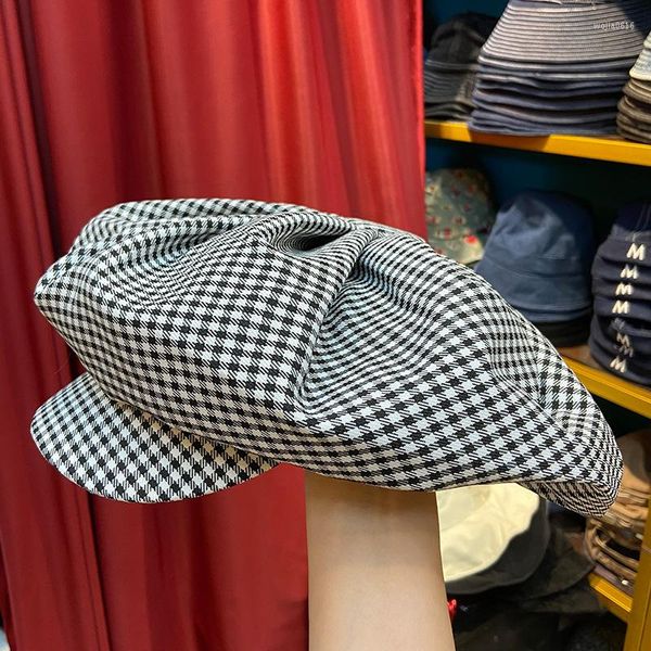 Visiere berretti in cotone scozzese a trama solida cappelli per uomo donna cappello casual da pittore di strada ottagonale moda coreana visiera per ragazze carine