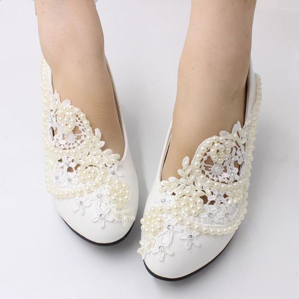 Zapatos de vestir Blanco Tamaño grande Nupcial Tacón medio Perla de mujer Encaje Hecho a mano Boda Dama de honor Hecho en China BH2110