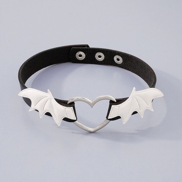 Halloween Bat Wings Choker Halskette f￼r Frauen M￤dchen Herz Chocker Lederkragen Goth Schmuck Cosplay Gothic Accessoires