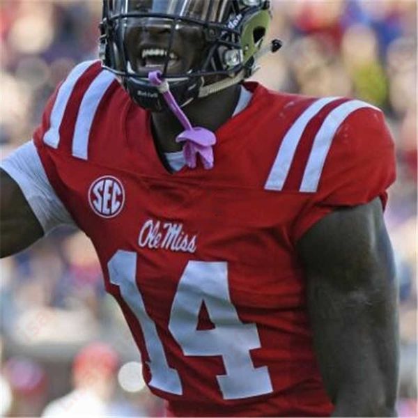 Maglia da calcio Ole Miss Rebels DK Metcalf Mike Wallace Eli Manning Chad Kelly Elijah Moore Jerrion Ealy Keidron Football cucita uomo donna y