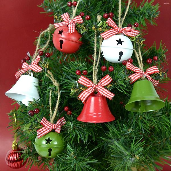 Decoração de decorações de Natal para casa Green Green White Metal Jingle Bell com fita Merry Tree 12x5.5x5.5cm Xmas