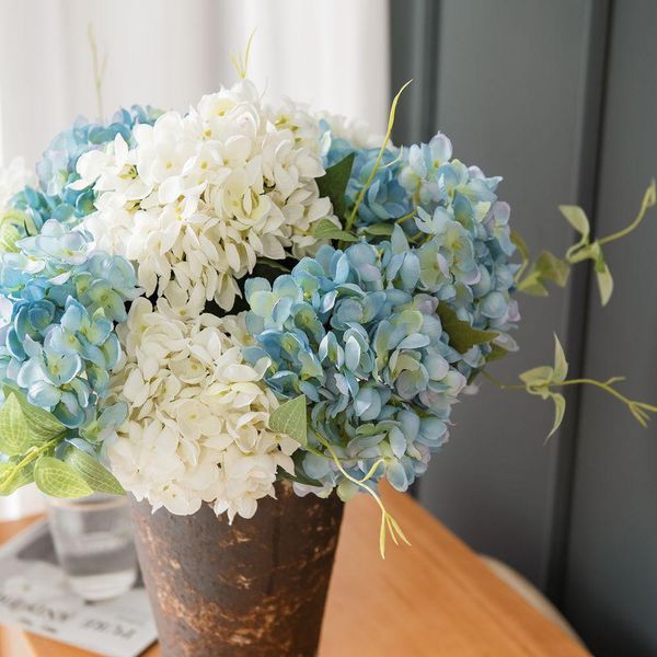 Flores artificiais Blue rosa Branco Red Hydrangea Flores de seda com caule para casal para festa de festa decoração de chá de bebê por atacado EE