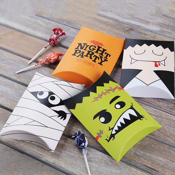 100 Stück Halloween Box Vampir Mumie Kürbis Süßigkeiten Geschenktüte Verpackung für Party Kinder Kissenform Geist 14x10x2,8cm Kekse Papier Geschenkboxen
