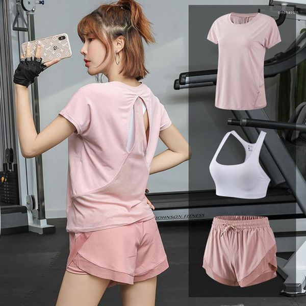 Abbigliamento da palestra Pantaloncini sportivi per donna Abbigliamento sportivo Abbigliamento da allenamento T-shirt con design a schiena cava Set reggiseno Run Quick Dry Tuta sportiva 3 pezzi