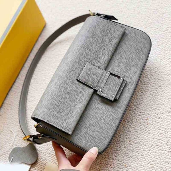 Сумки для покупок Классическая багет Женская Дизайнерская дизайнерская сумочка Crossbody Fashion Lady Cordes Messenger Bag 220617