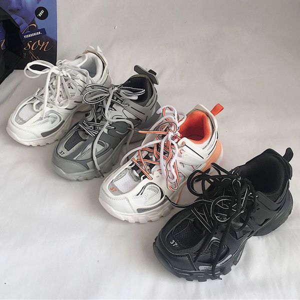 Maßgeschneiderte Luxus-Designerschuhe Track and Field 3.0 Sneakers Mann Plattform lässig weiß schwarz Netz Nylon bedrucktes Leder Sportschuhe Triple S Gürtel 36-45 y01