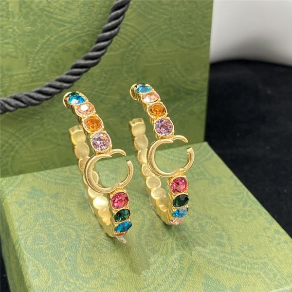Glänzende farbige Charm-Ohrringe mit Doppelbuchstaben, Designer-Ohrstecker, bunte Ohrringe, große Kreis-Ohrringe mit Box