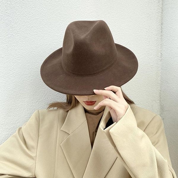 Berets England Style Vintage Fedora Hats Женщины повседневные очаровательные шерстяные шляпы элегантные джазовые шапки с чистым цветом 2022 Осенний шик