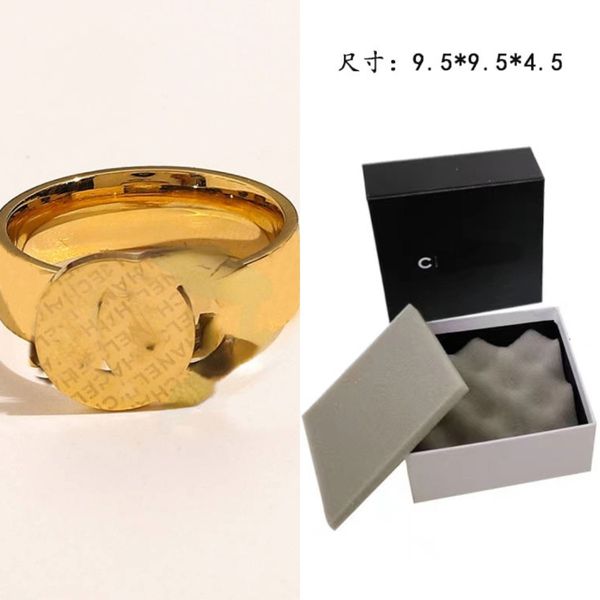 Jóias de luxo Item de designer Anéis Feminino Amuletos de amor Suprimentos de casamento Anel de aço inoxidável banhado a ouro 18K Anel de dedo fino ZG1202